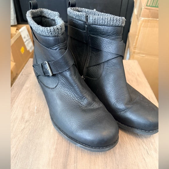 Merrell Women's Shiloh II Zip Waterproof Ankle Boot in size 9.5 black - Picture 4 of 10